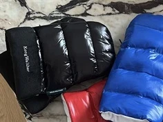 KongWalther black puffer Østerbro handsker